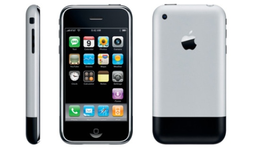 Chiếc iPhone 2G đầu tiên xuất hiện năm 2007