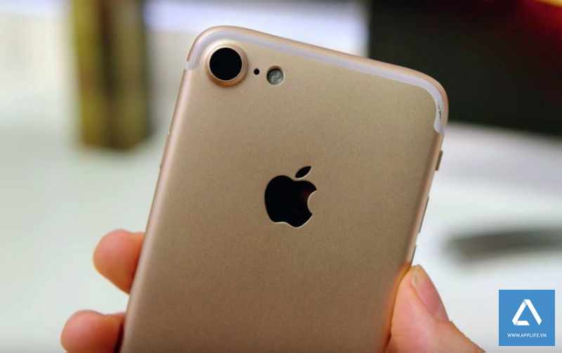 iphone-7-gold